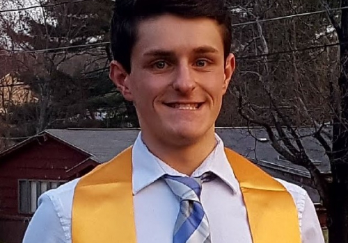 Ethan Gregoire – Student Award – Headshot